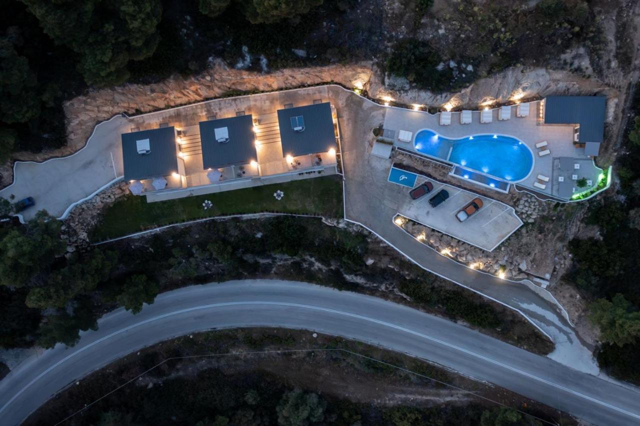 Exclusive Villas Pappas サルティ エクステリア 写真