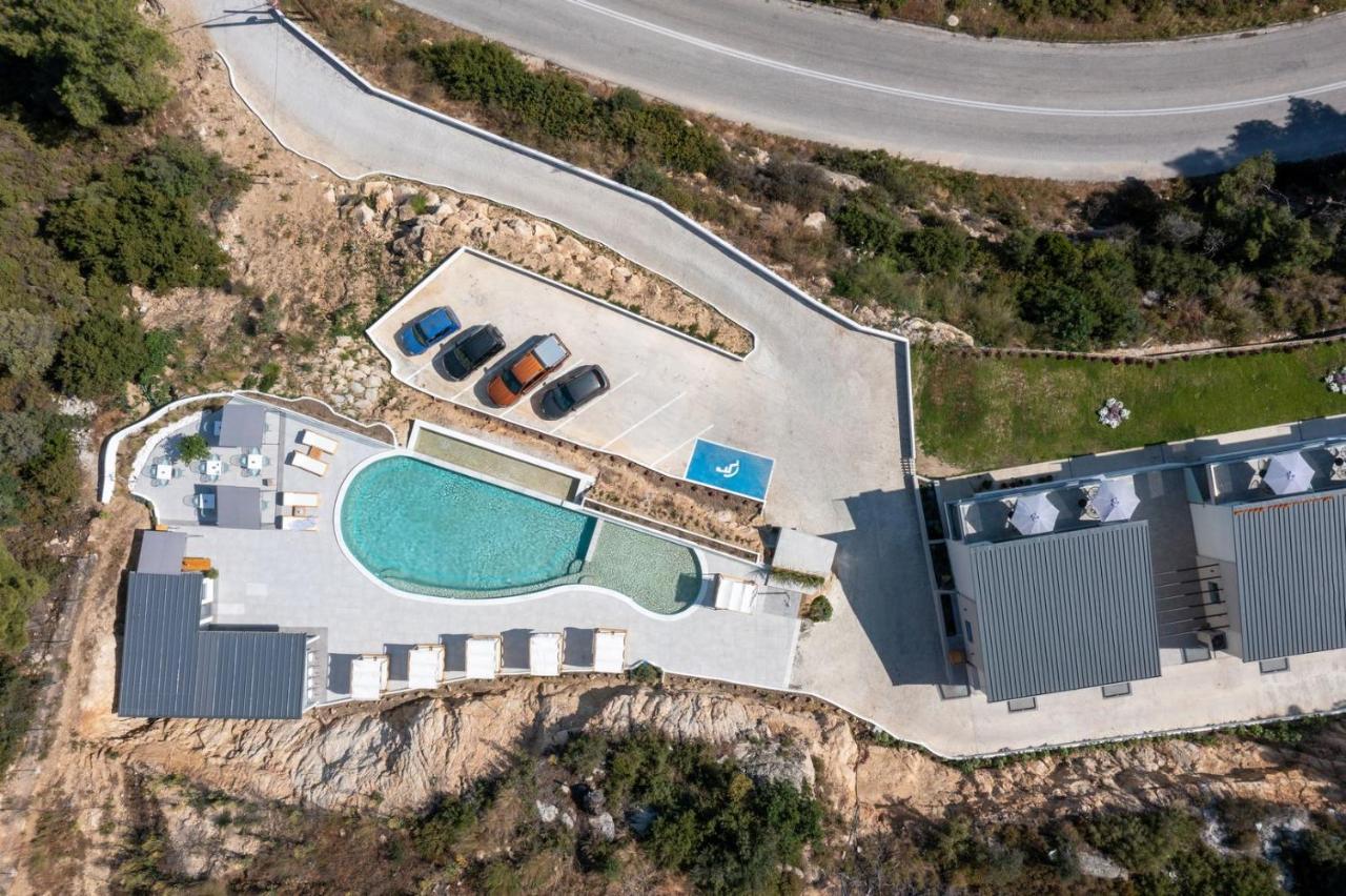 Exclusive Villas Pappas サルティ エクステリア 写真